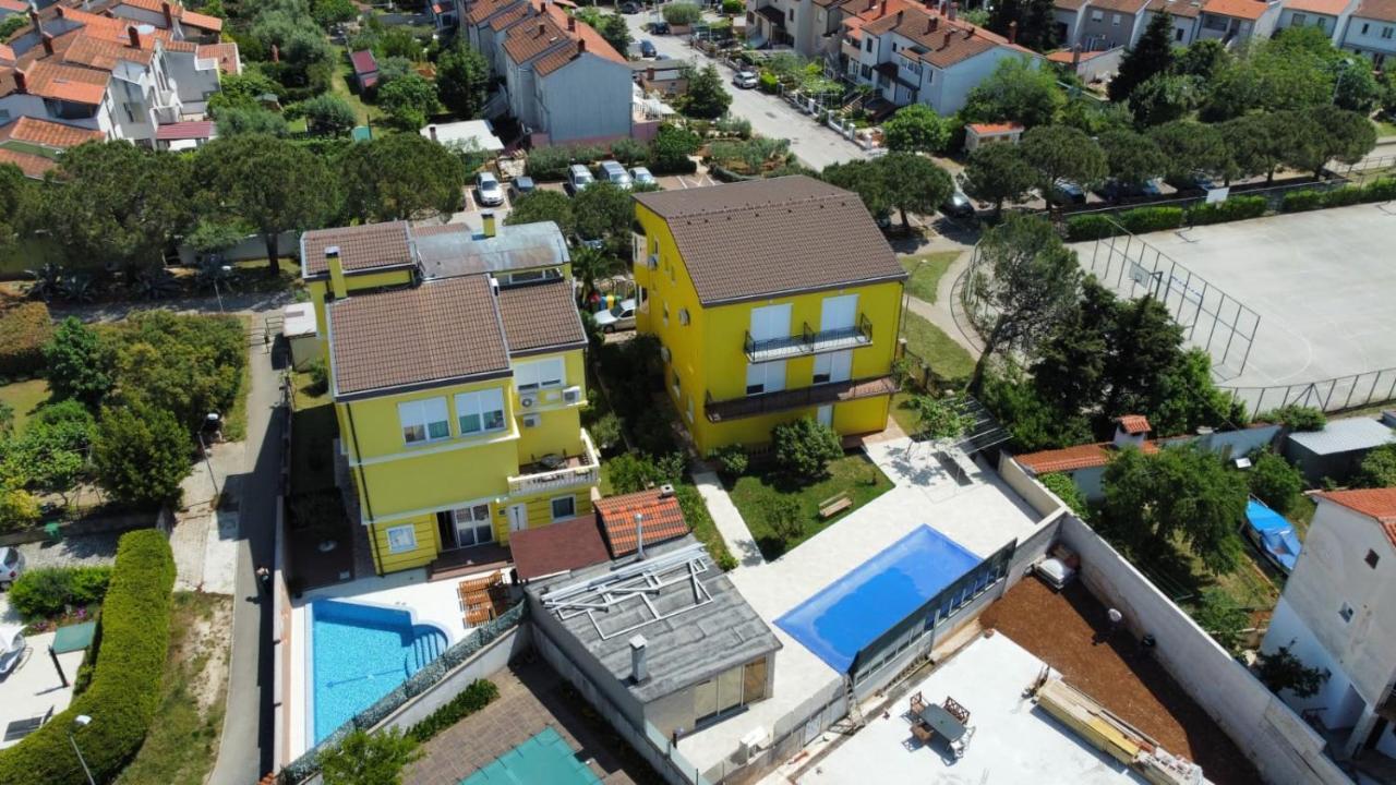 Apartment Mery Pula Exterior photo